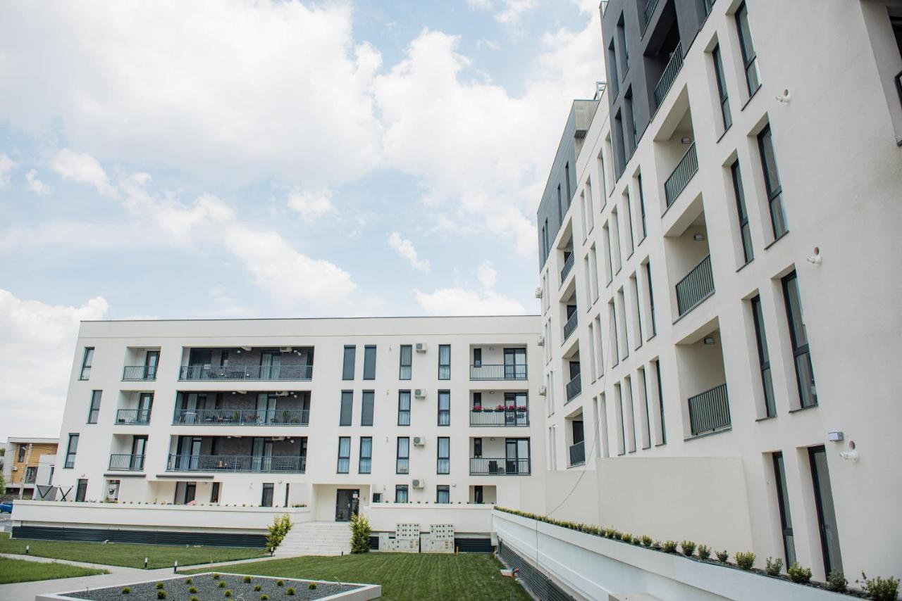 Modern Apartment In Тимишоара Экстерьер фото