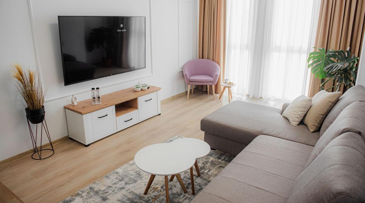 Modern Apartment In Тимишоара Экстерьер фото