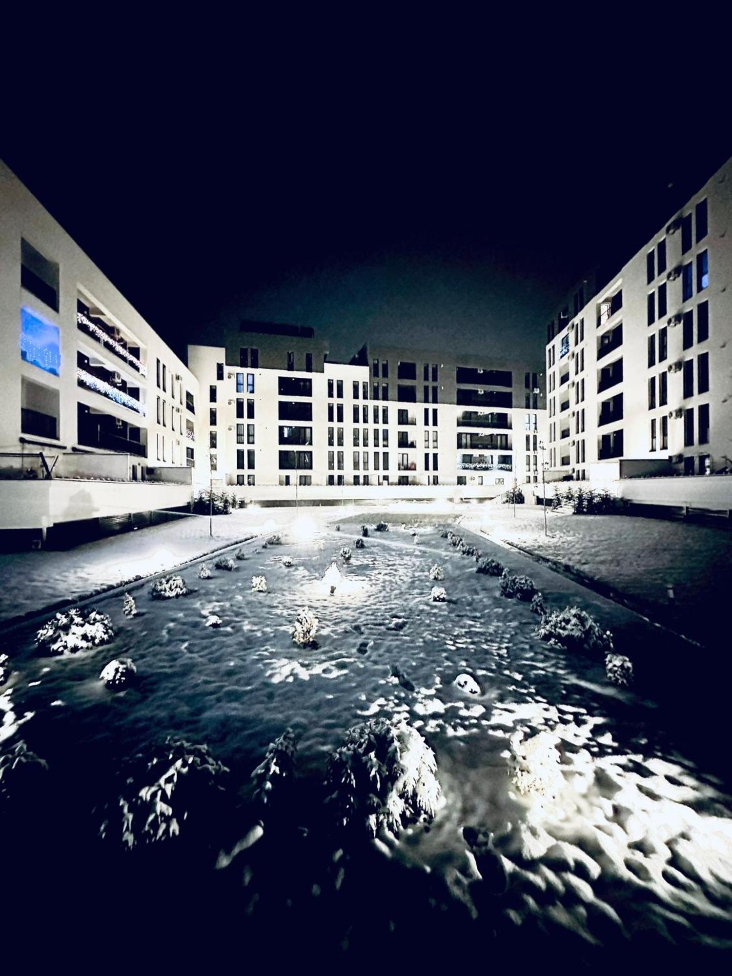 Modern Apartment In Тимишоара Экстерьер фото