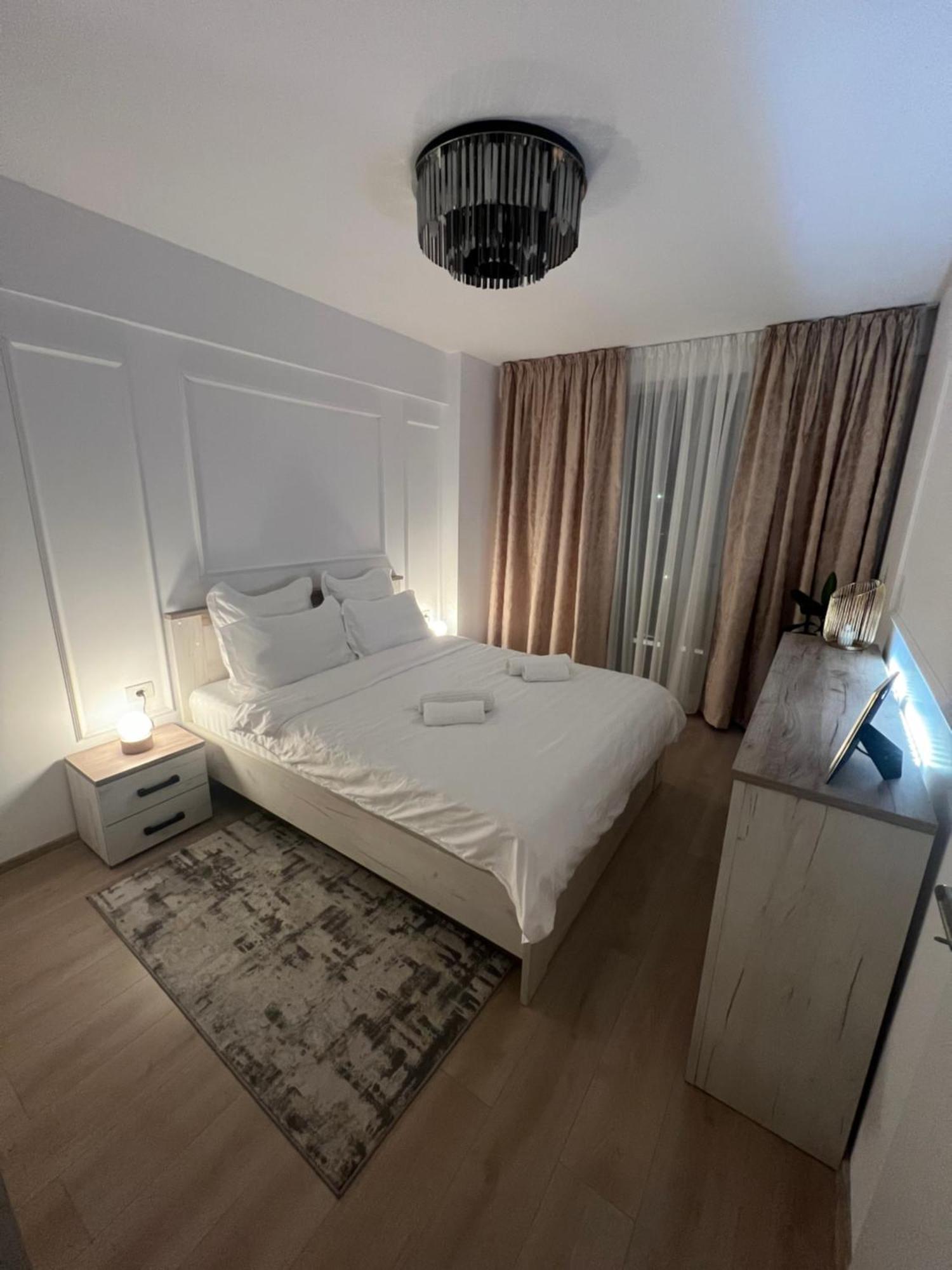 Modern Apartment In Тимишоара Экстерьер фото