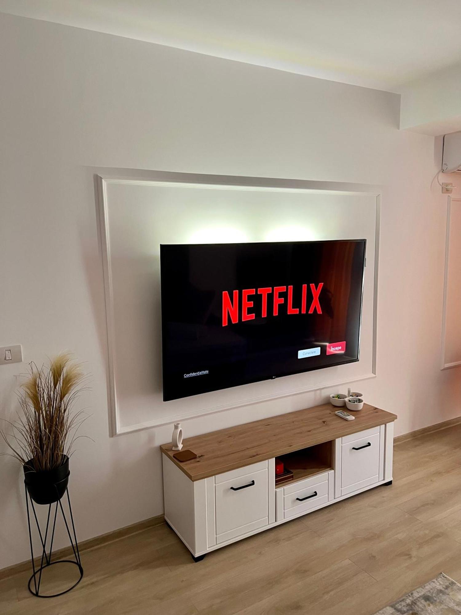 Modern Apartment In Тимишоара Экстерьер фото